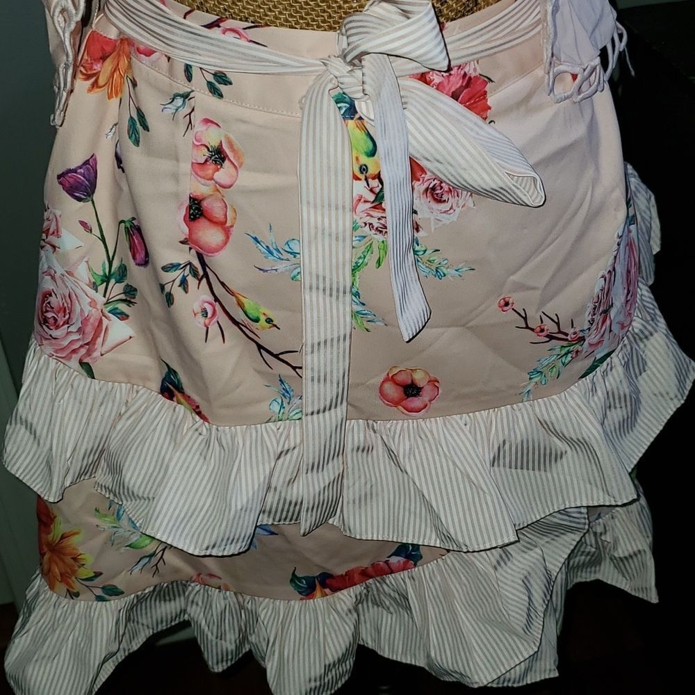 Pink cut out blouse - Picture 6 of 8